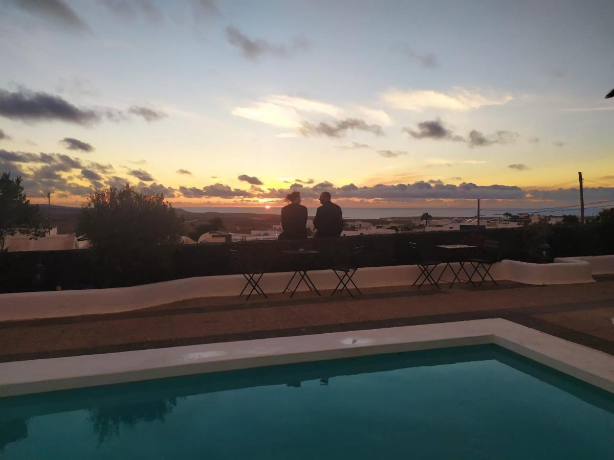 Oasis Surf House Apartman Soo Kültér fotó