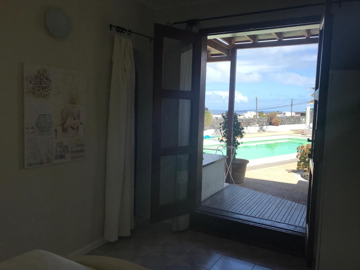 Oasis Surf House Apartman Soo Kültér fotó